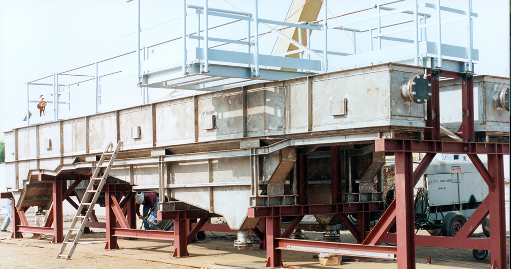 Stainless Steel De-gritter and Parshall Flume	
